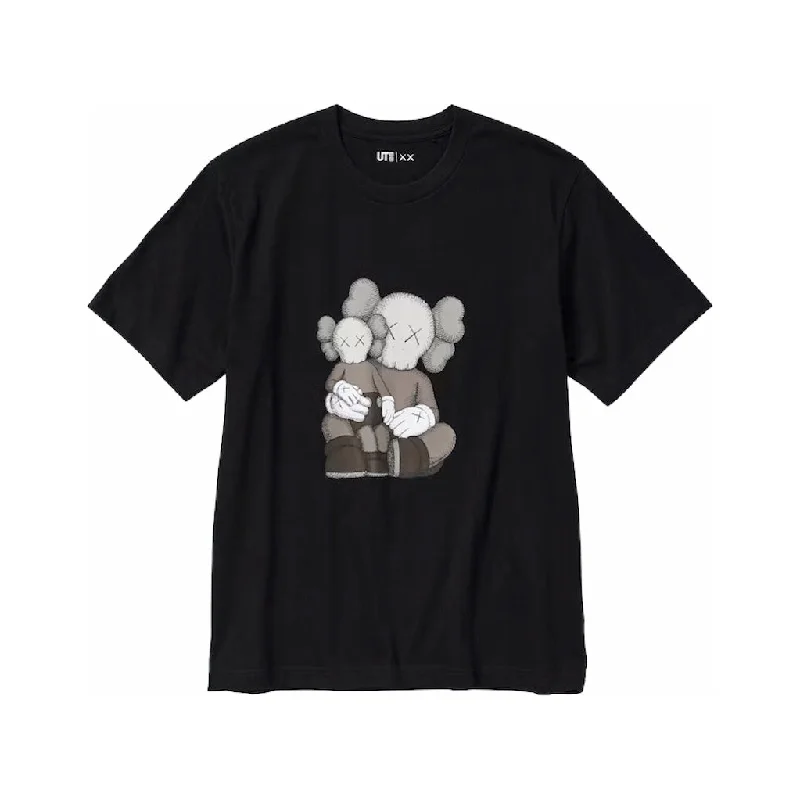 KAWS UT GRAPHIC T-SHIRT BLACK